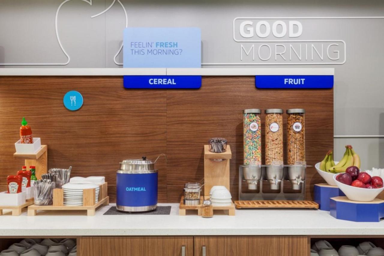 Holiday Inn Express - White Marsh By Ihg מראה חיצוני תמונה